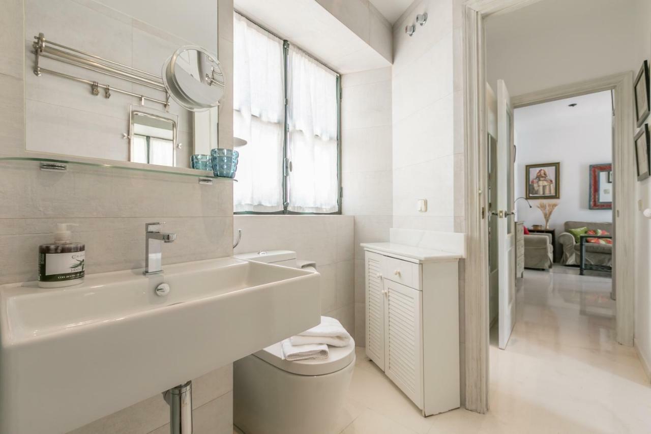 Apartament Aoa Center Cathedral Sewilla Zewnętrze zdjęcie